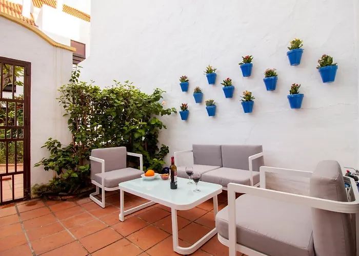 La Buena Vida Duplex: Stylish Retreat With Pool Access Near Puerto Banus Apartment Marbella